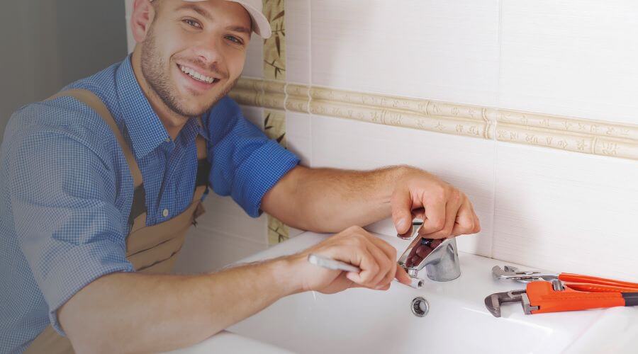 Faucet cartridge replacement in Robins, IA